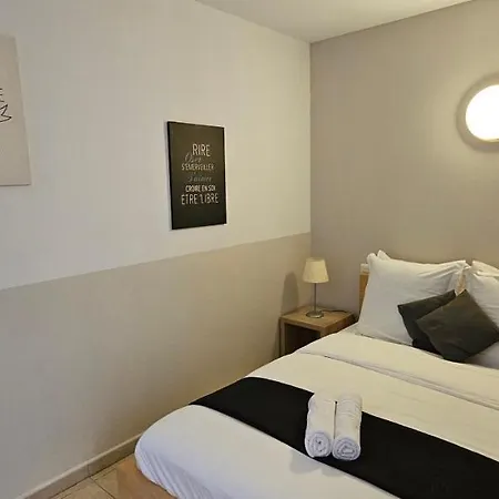 T2 Avec Piscine Aux Portes De La De Cupabia * Serra-di-Ferro (Corsica)