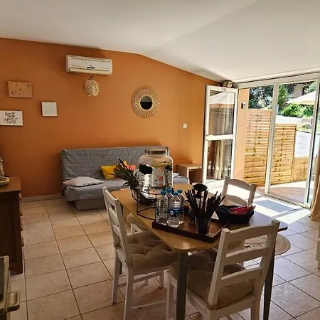 T2 Avec Piscine Aux Portes De La De Cupabia * Serra-di-Ferro (Corsica)