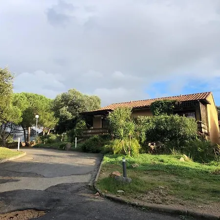 T2 Avec Piscine Aux Portes De La De Cupabia 세라 디 페로